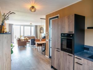 Η κουζίνα ή μικρή κουζίνα στο Garden Paradise in Frisian