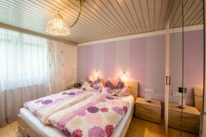 Posteľ alebo postele v izbe v ubytovaní Ferienwohnung Wald