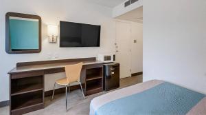 TV a/nebo společenská místnost v ubytování Park Inn by Radisson, Winnemucca