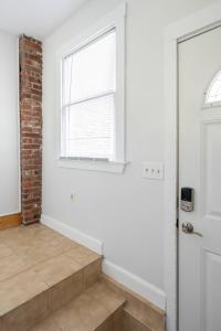 Ένα ή περισσότερα κρεβάτια σε δωμάτιο στο Spacious Two Bedroom Apartment