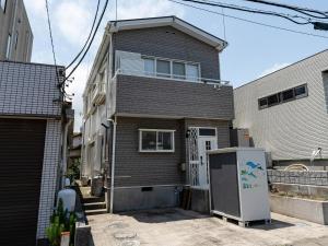 Το κτήριο όπου στεγάζεται  ο ξενώνας