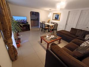 Χώρος καθιστικού στο Hogar M&N