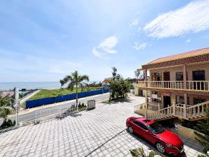 Nespecifikovaný výhled na moře nebo výhled na moře při pohledu z hotelu