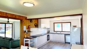 Kuchyň nebo kuchyňský kout v ubytování Blue Sky Blue Sea + 5 fotografií