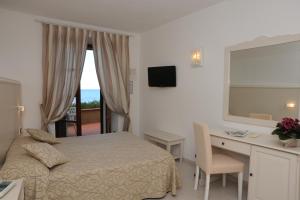 Gallery image of Hotel Barsalini in SantʼAndrea