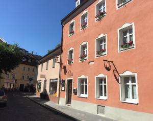 Afbeelding uit fotogalerij van L'Ostello Altstadthotel in Regensburg