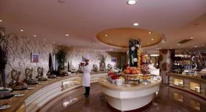 Mâncare la sau în apropiere de acest hotel