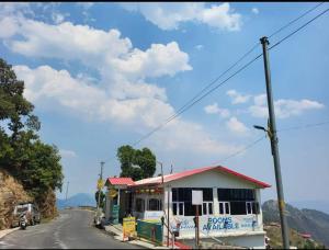 Φυσικό τοπίο κοντά σε αυτό το δωμάτιο σε οικογενειακή κατοικία