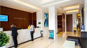 Ο χώρος του λόμπι ή της ρεσεψιόν στο City Comfort Inn Wuhan Dongwu Avenue Light Rail Station