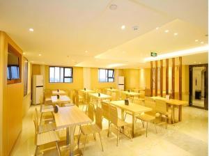 Posezení v ubytování City Comfort Inn Zhanjiang Xuwen Port Wharf Chengdong