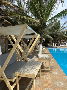 La alberca dentro o cerca de Waves & Relaxation Elegant 2BR at OceanGreen