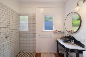 Un baño de Walli Creek Cottage And Guest House
