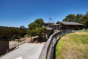 Φωτογραφία από το άλμπουμ του Spacious 4bd Home with Pool and Hot Tub σε Arroyo Grande