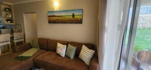 Χώρος καθιστικού στο Sunset Heights 23 Coastal Sanctuary