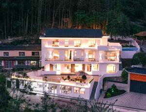 Το κτήριο όπου στεγάζεται  το θέρετρο