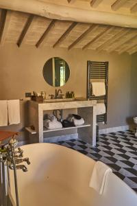 Φωτογραφία από το άλμπουμ του Godiluva σε Palazzone