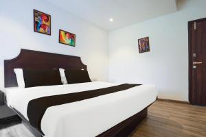 Φωτογραφία από το άλμπουμ του Super Townhouse Central Bazar Road Ramdaspeth στη Ναγκπούρ