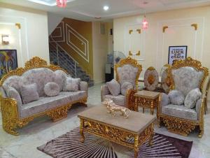 Ảnh trong thư viện ảnh của Goshen Arena Luxury Family and Business Apartment ở Owerri +35 ảnh