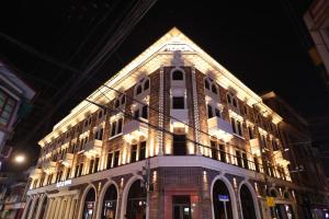 Budova, kde se hotel nachází