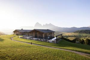 Φωτογραφία από το άλμπουμ του ADLER Lodge ALPE σε Bulla