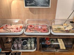 Φαγητό σε αυτός ο ξενώνας ή κάπου εκεί κοντά +17 φωτογραφίες