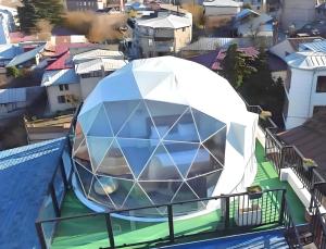 Το κτήριο όπου στεγάζεται  το διαμέρισμα