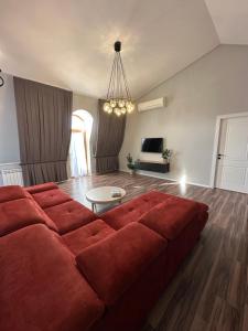 Φωτογραφία από το άλμπουμ του Уютный лофт σε Xirdalan +1 φωτογραφίες