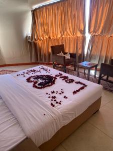 Voodi või voodid majutusasutuse Rum Goldeneye luxury camp toas