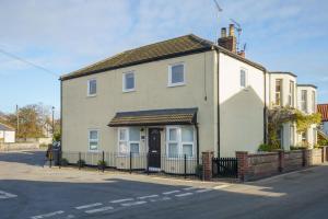 Bygningen som feriehuset ligger i