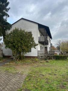 Το κτήριο όπου στεγάζεται  το διαμέρισμα