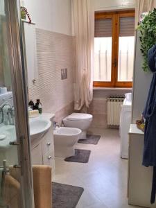 Koupelna v ubytování Sea view beach access path !