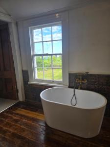 Fotografie z fotogalerie ubytování Lindum Grange, built in 1894 v destinaci Maungaturoto + 4 fotografie