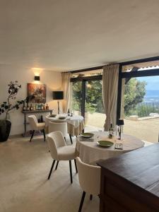 Galeriebild der Unterkunft La Villa des Cèdres in Bonnieux