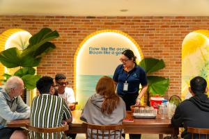 Huéspedes de Sujet Center Hotel by Haviland