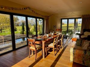 Χώρος καθιστικού στο Hill House - Country Retreat by Maison Pro