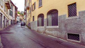 Cartierul din jurul sau un cartier din apropierea acestui apartament