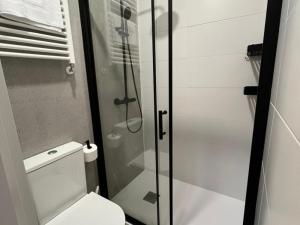 Et badeværelse på Plata II by Clabao + 8 billeder