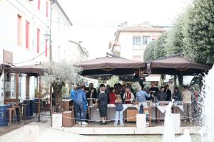 Επισκέπτες που μένουν στο Hotel Roma