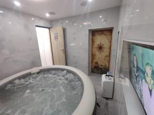 Ένα μπάνιο στο Guest House Lejla +71 φωτογραφίες