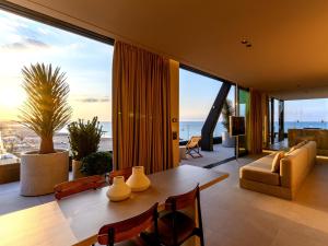 Peisaj natural din apropierea acestui hotel