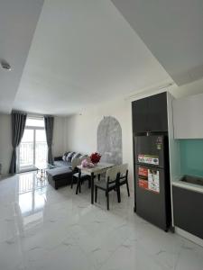 TV a/nebo společenská místnost v ubytování Apartment 3BR Hacom Phan Rang