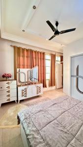 Postel nebo postele na pokoji v ubytování بيت مجهز بالكامل + 4 fotografie