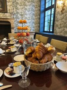 Toit villa aladel või selle läheduses