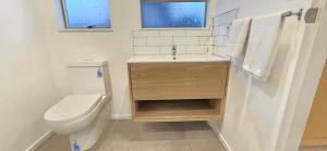 Ένα μπάνιο στο Motel 22