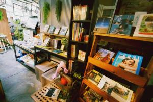 Knihovna v prázdninového domu