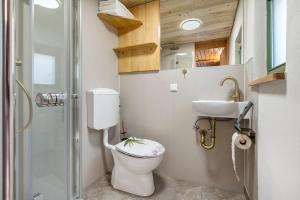 Ένα μπάνιο στο Kleines Ferienhaus Kirschallee