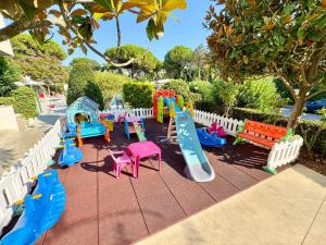 Herní místnost nebo prostor pro děti v ubytování Hotel Old River