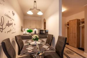 Køkken eller tekøkken på Bergschlössl Ferienwohnung Nr. 1