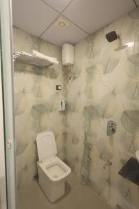 Ένα μπάνιο στο Hotel The Librish