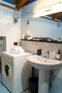 Imagine din galeria proprietății Trevihouse 10 min da aeroporto Orio al Serio BGY în Treviolo